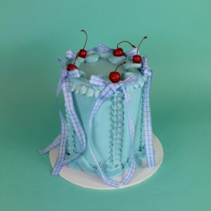vintage cake, retro cake, dorothy cake, wizard of oz cake, birthday cake